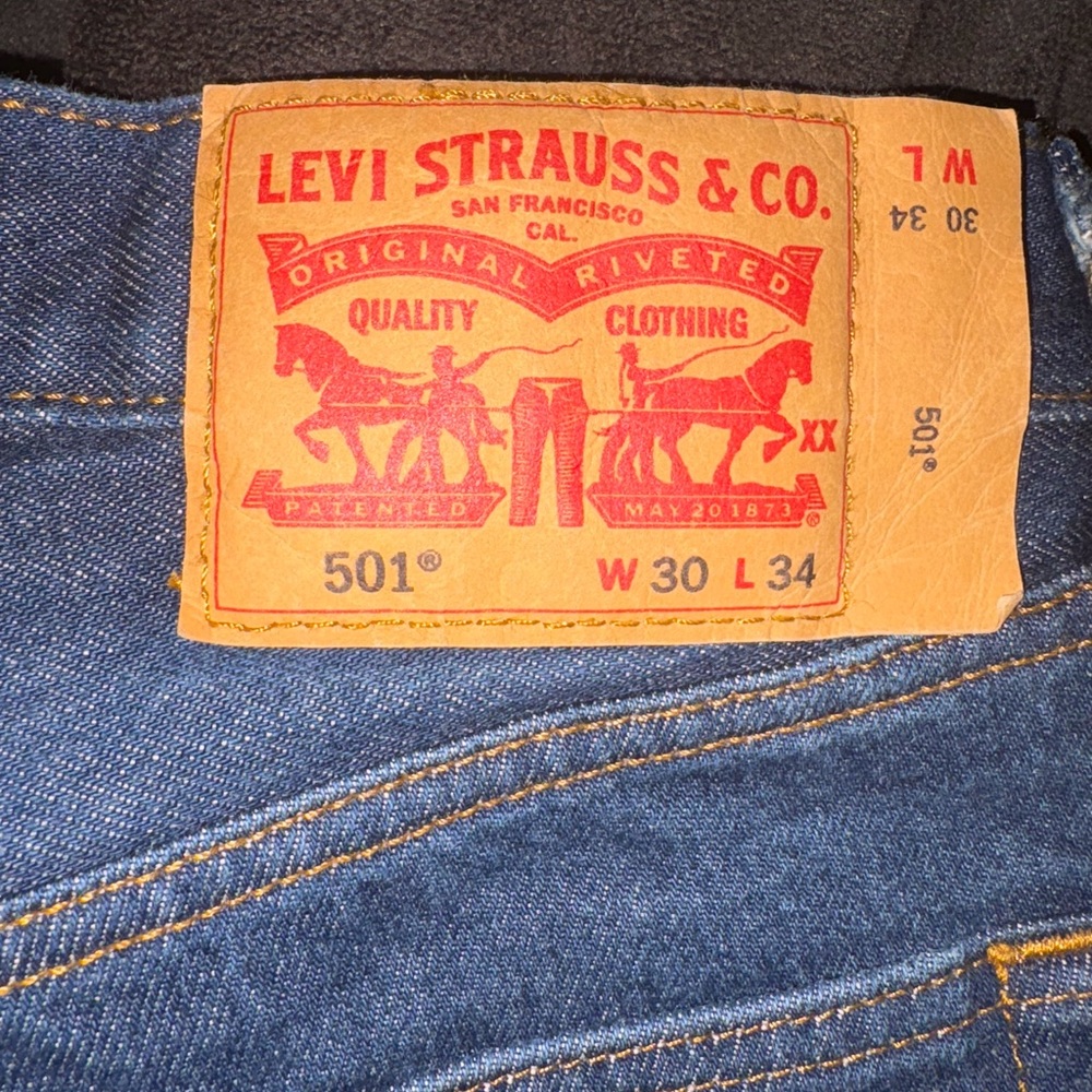 Levi's Classic Straight Blue Jeans